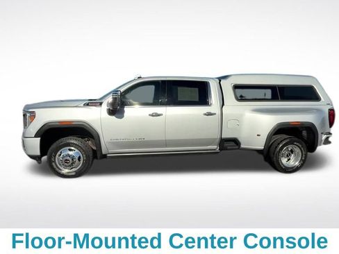 Used 2022 GMC Sierra 3500 Denali w/ Denali Ultimate Package image 39