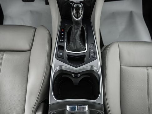 Used 2015 Cadillac SRX Premium image 29