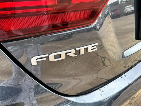 Used 2023 Kia Forte GT w/ GT2 Package image 29