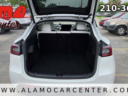 Used 2020 Tesla Model Y Performance AWD/4WD image 25