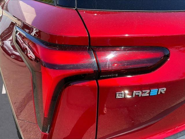 Certified 2024 Chevrolet Blazer EV LT AWD/4WD image 25