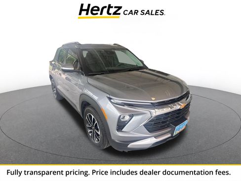 Used 2025 Chevrolet TrailBlazer LT FWD image 1