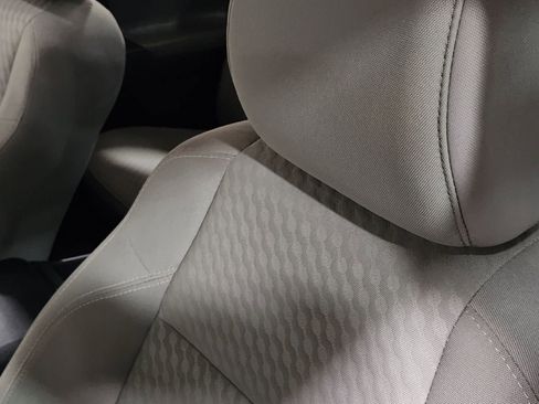 Used 2023 Toyota Tacoma SR image 32