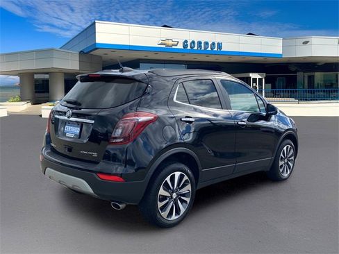 Certified 2022 Buick Encore Preferred w/ Safety Package image 8