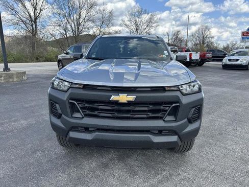 Used 2026 Chevrolet Colorado W/T w/ Advanced Trailering Package image 2