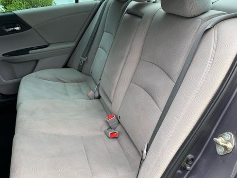 Used 2016 Honda Accord EX image 8