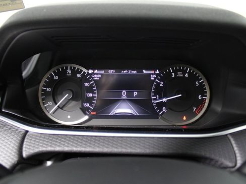 Used 2023 Land Rover Range Rover Evoque S image 15