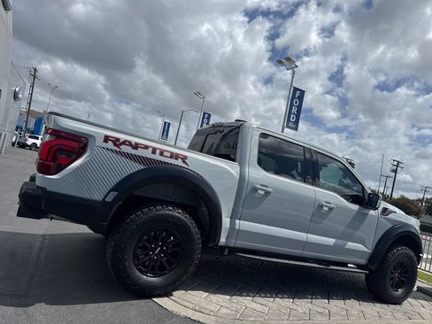 Used 2026 Ford F150 Raptor AWD/4WD image 2