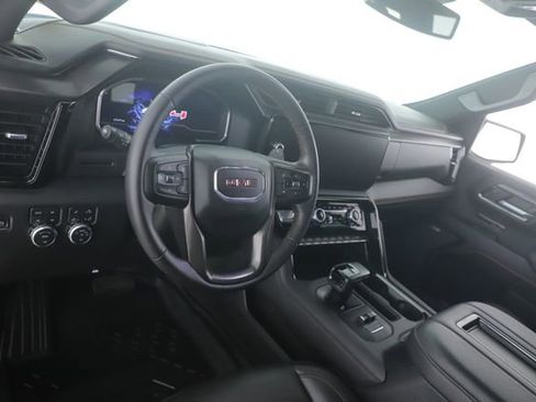 Used 2022 GMC Sierra 1500 AT4 w/ Sierra Safety Plus Package AWD/4WD image 17