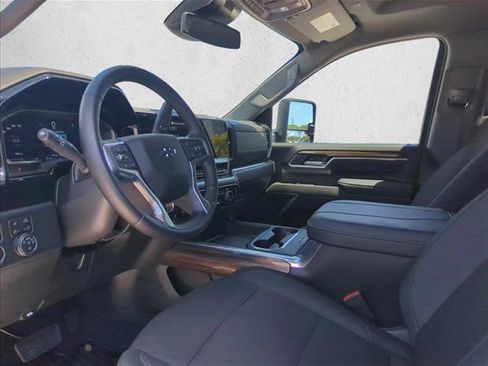 Used 2026 Chevrolet Silverado 2500 LT w/ Trail Boss Package AWD/4WD image 4