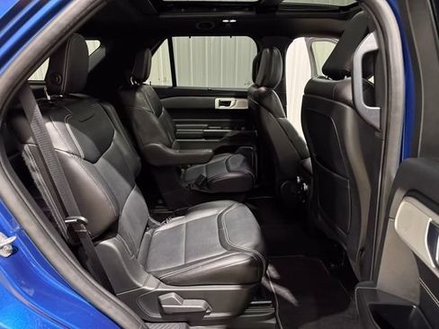 Used 2020 Ford Explorer ST w/ ST High-Performance Pack AWD/4WD image 31