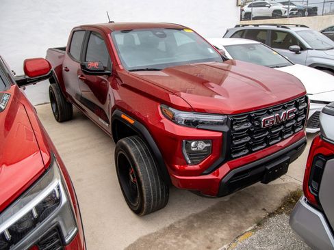 Used 2024 GMC Canyon Elevation w/ Trailering Package image 4