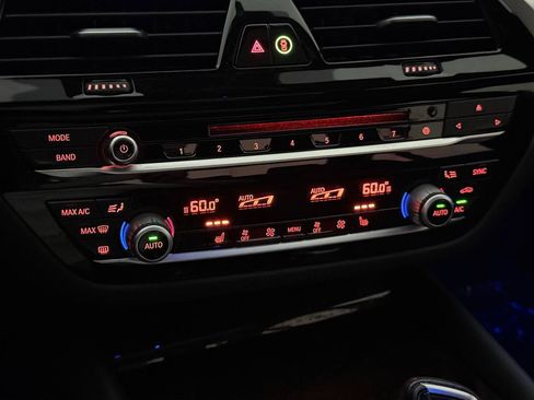 Used 2017 BMW 540i xDrive AWD/4WD image 36