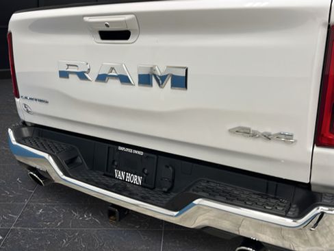 Used 2025 RAM 1500 Limited w/ Trailer Tow Group AWD/4WD image 45