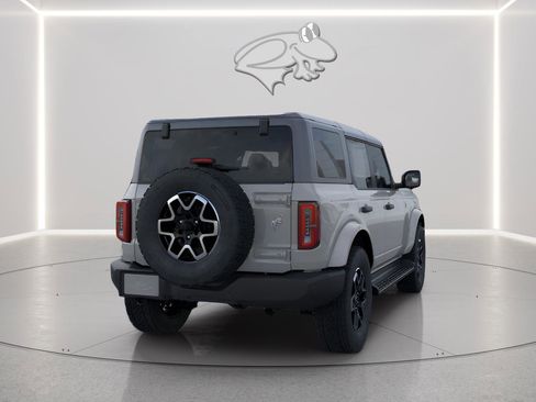 New 2026 Ford Bronco Outer Banks AWD/4WD image 6