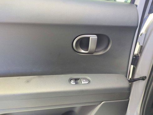 New 2025 Hyundai Ioniq 5 SEL image 23