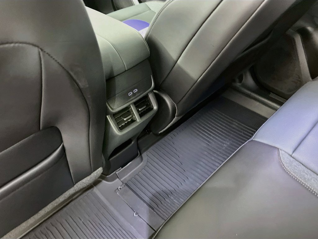 Certified 2026 GMC Terrain AT4 w/ Technology Package II AWD/4WD image 24