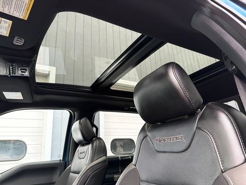 Used 2019 Ford F150 Raptor w/ Equipment Group 802A Luxury AWD/4WD image 8