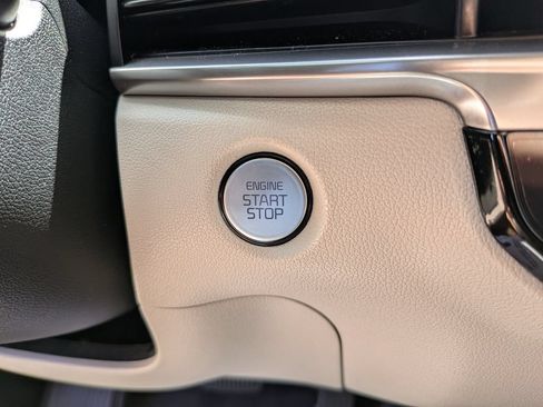 Certified 2026 Kia Sorento S FWD image 29