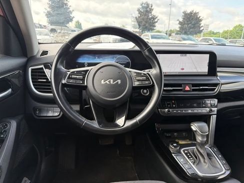 Used 2024 Kia Seltos S AWD/4WD image 9