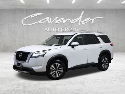 New 2025 Nissan Pathfinder SL