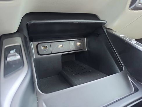 Certified 2023 Kia Sorento EX w/ Panoramic Sunroof Package FWD image 29