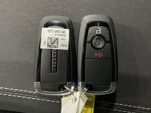 Used 2025 Ford Bronco 4-Door image 31