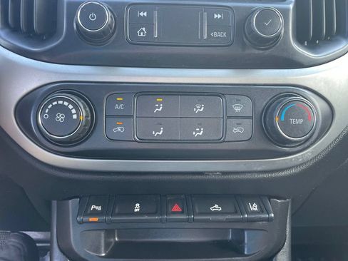 Used 2021 Chevrolet Colorado LT w/ Fleet Safety Package RWD image 22