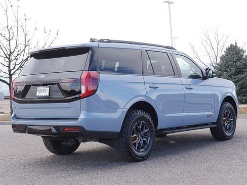Used 2025 Ford Expedition Tremor image 5