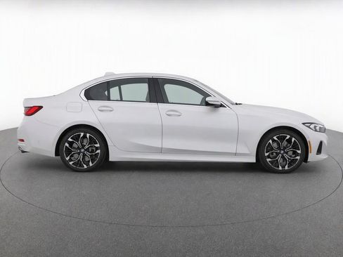Used 2025 BMW 330i Sedan RWD image 2