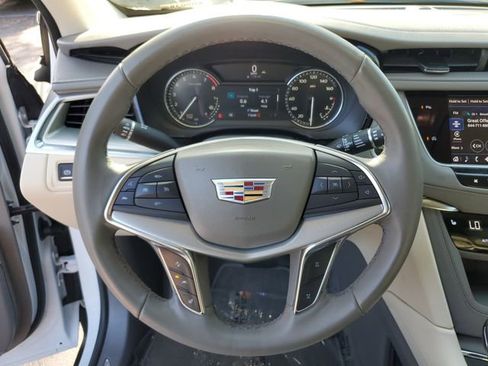 Used 2022 Cadillac XT5 Premium Luxury image 20