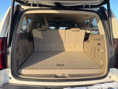 Used 2015 Chevrolet Suburban LTZ image 8