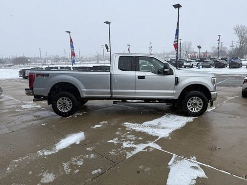 Used 2019 Ford F350 XLT w/ XLT Value Package image 6