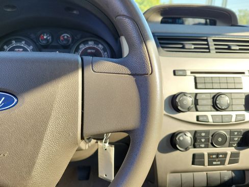 Used 2008 Ford Focus S image 23