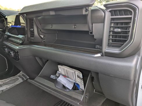 Certified 2024 Chevrolet Silverado 1500 LT image 35