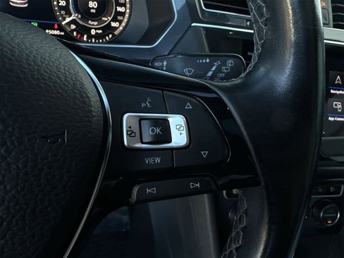 Used 2019 Volkswagen Tiguan SEL R-Line w/ 3rd Row Seat Package image 28