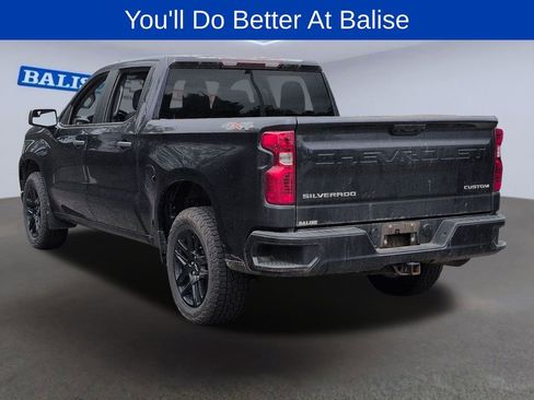 Used 2023 Chevrolet Silverado 1500 Custom AWD/4WD image 5