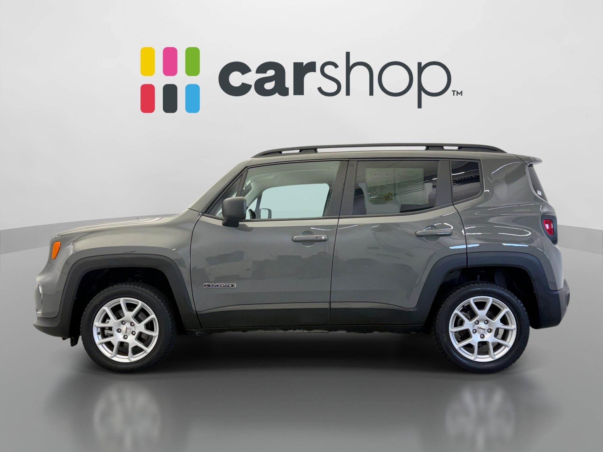 Used 2022 Jeep Renegade Latitude AWD/4WD image 2