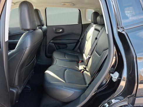 Certified 2021 Jeep Compass Limited w/ Elite Exterior Group image 8