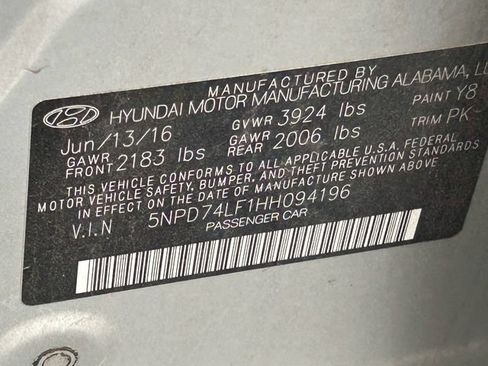 Used 2017 Hyundai Elantra SE FWD image 13