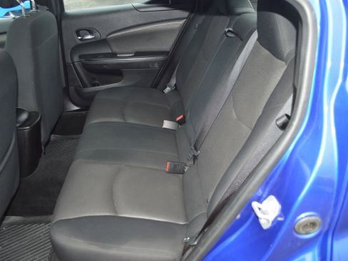 Used 2014 Dodge Avenger SE image 20