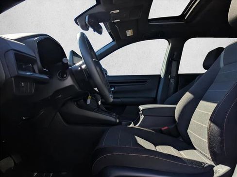 Used 2024 Honda CR-V Sport image 9