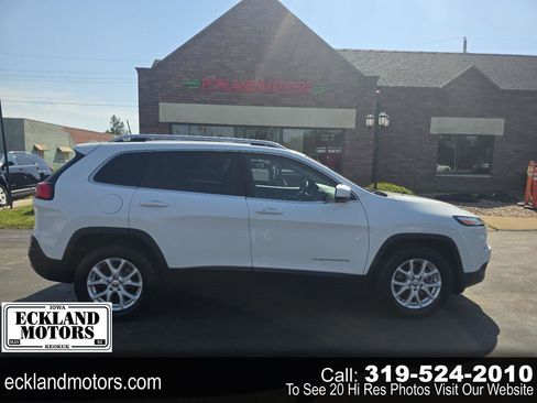 Used 2015 Jeep Cherokee Latitude w/ Comfort/Convenience Group AWD/4WD image 1