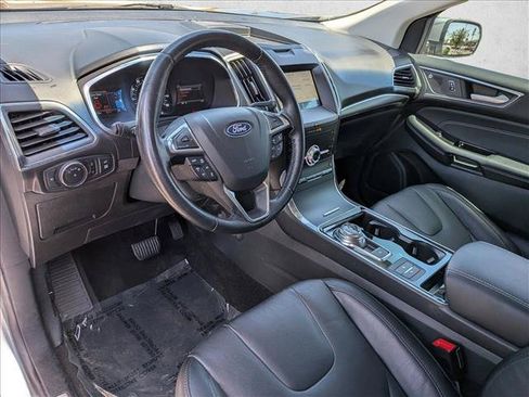 Used 2020 Ford Edge Titanium FWD image 13