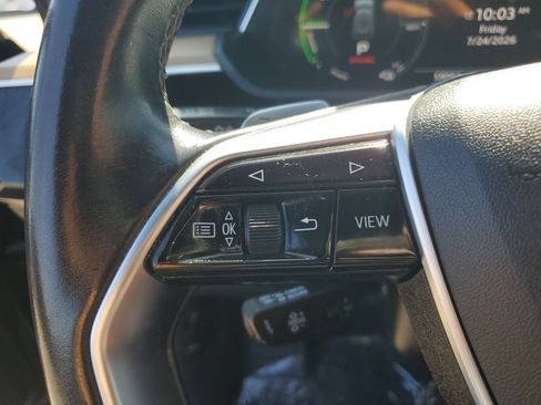 Used 2024 Audi Q8 e-tron Premium AWD/4WD image 29