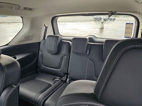 New 2026 INFINITI QX80 Luxe w/ Cargo Package image 21