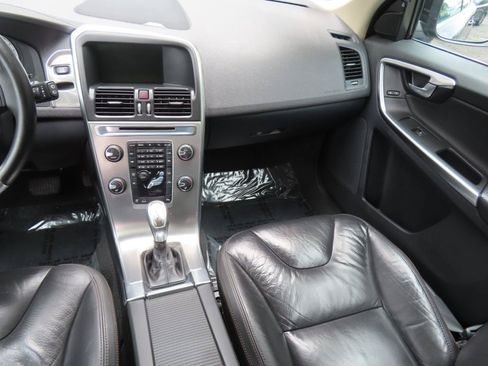 Used 2013 Volvo XC60 T6 AWD/4WD image 11
