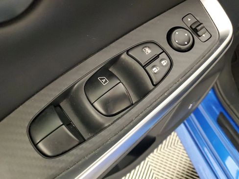 Used 2024 Nissan Sentra SR w/ SR Premium Package image 27