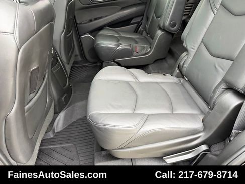Used 2018 Cadillac Escalade Premium Luxury image 37