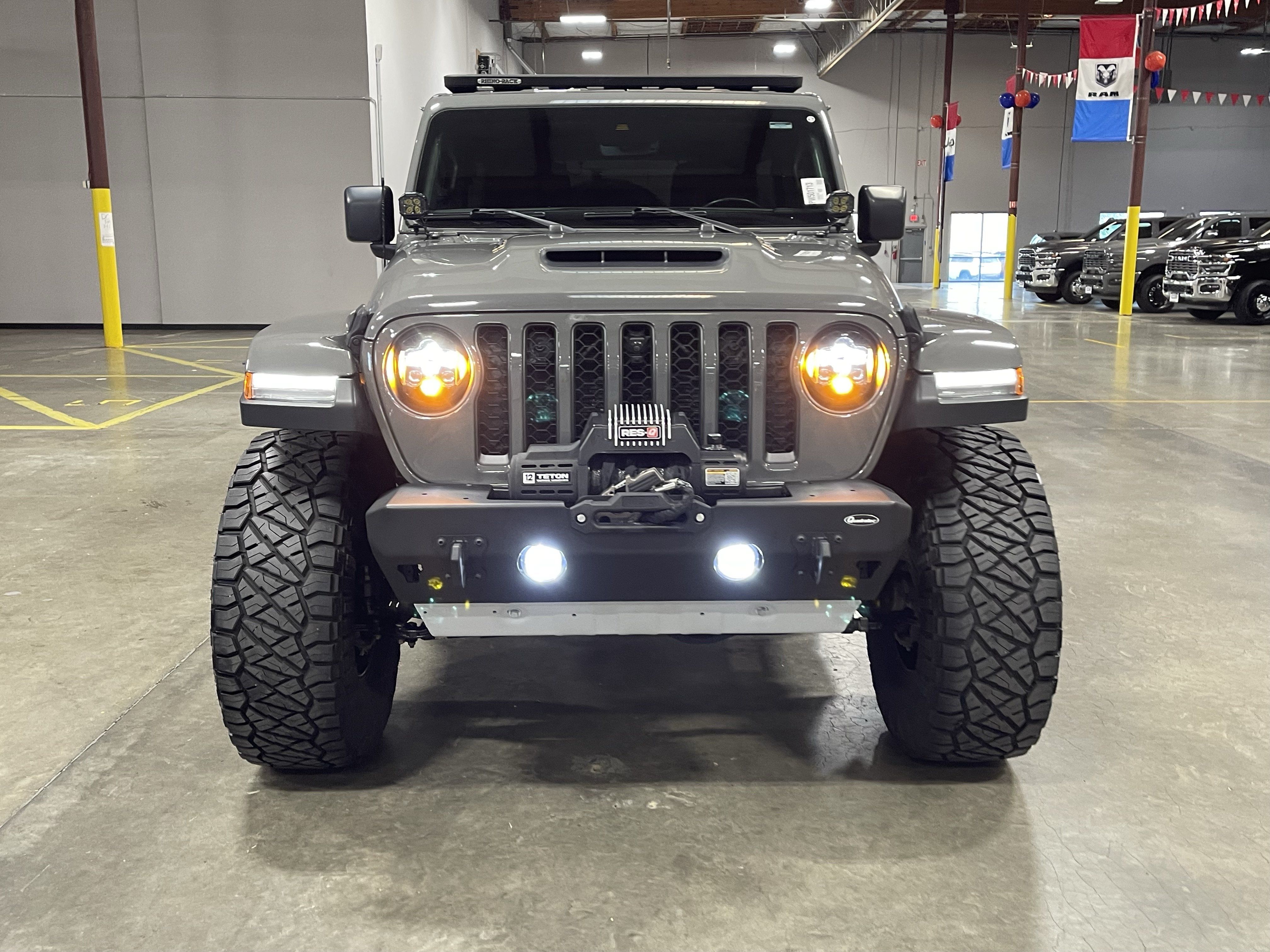 Used 2023 Jeep Wrangler Unlimited Rubicon 392 w/ Xtreme Recon 35" Tire Package AWD/4WD image 8